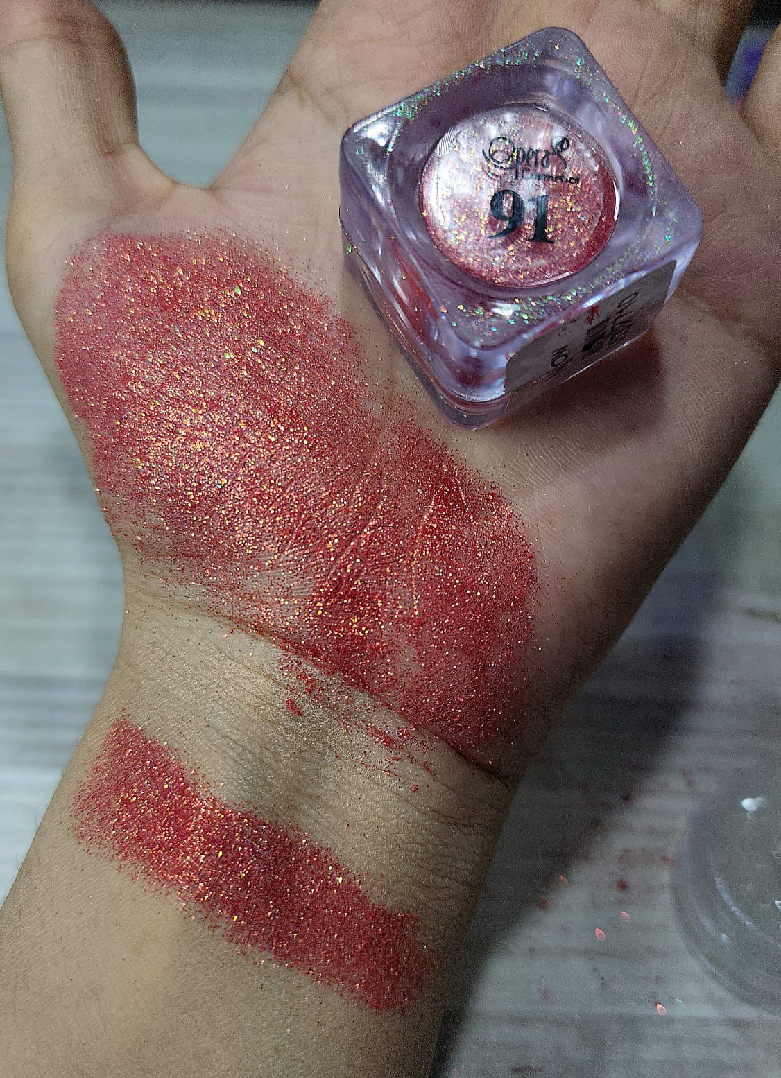 Night Glow Duochrome Loose Glitter | Opera Cosmetics