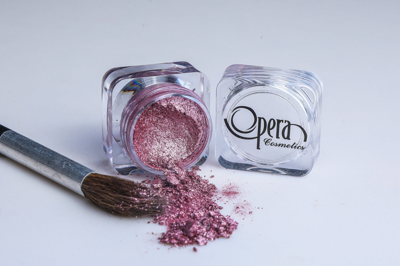 Opera Highly Pigmented Magic Fly Best  Highlighter (Lavender)