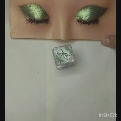 Opera Highly Pigmented Magic Fly Best Highlighter (Royal Green)