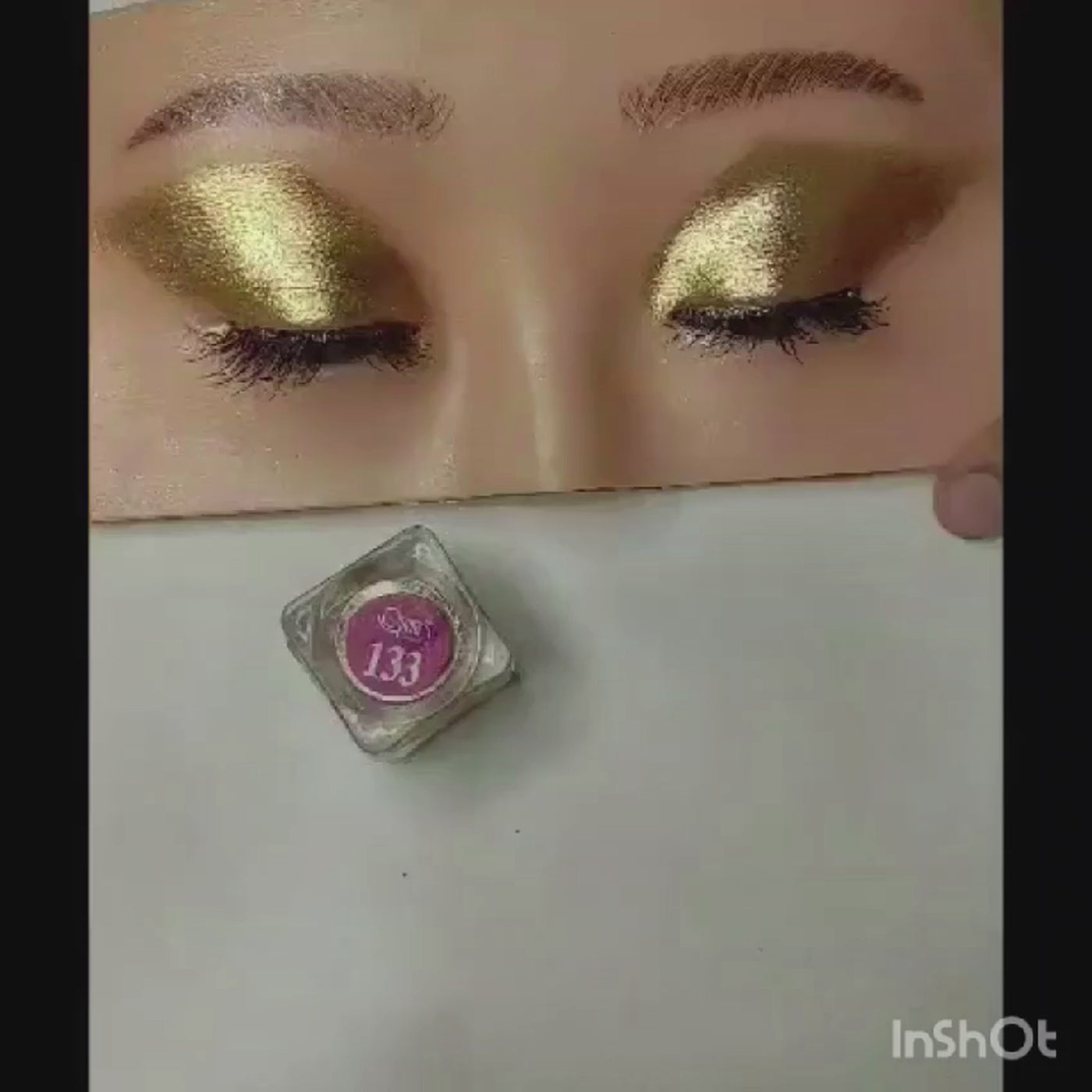 Opera Highly Pigmented Magic Fly Best Highlighter (Light Gold)